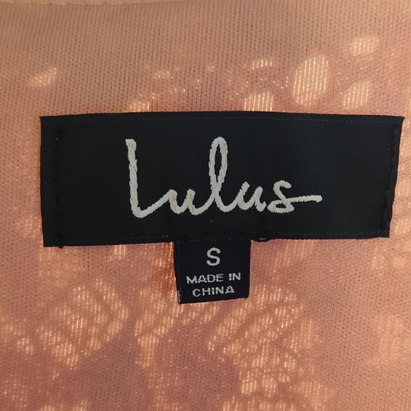 ❤️❤️❤️ Lulu's Red Lace Mini Bodycon Dress Size S - Picture 5 of 5